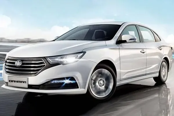 مقایسه بسترن b30 با جک j4