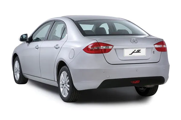 مقایسه جک j5 با بسترن b50f